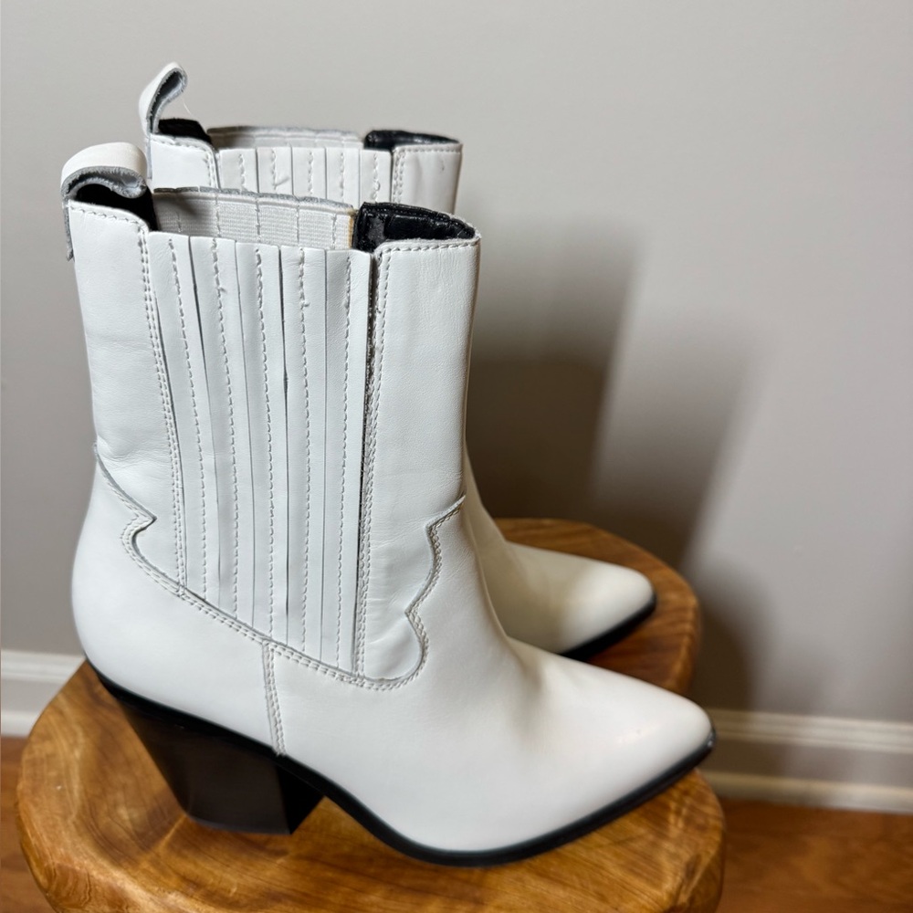 New ALDO White Women's Cowboy Western Ankle Boot with Block Heel Sz. 8 - Picture 8 of 13